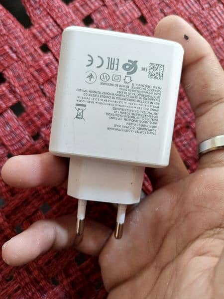 Samsung 25 watt Super Fast Charger 1