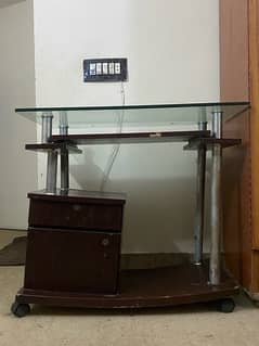 computer table for urgent sale