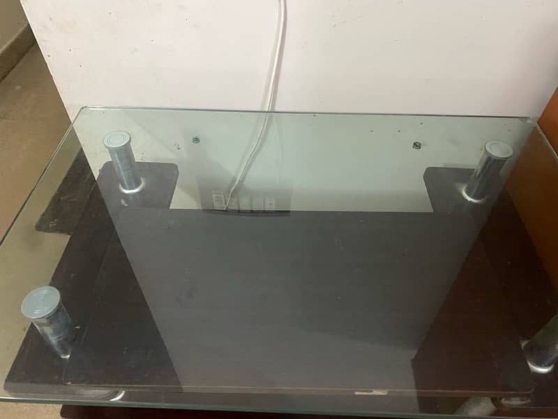 computer table for urgent sale 3