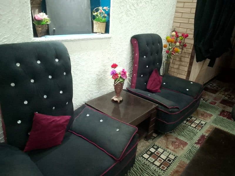 5 seater sofa 3