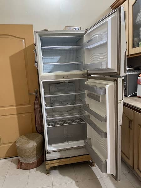 Dawlance refrigerator fridge for sale 2