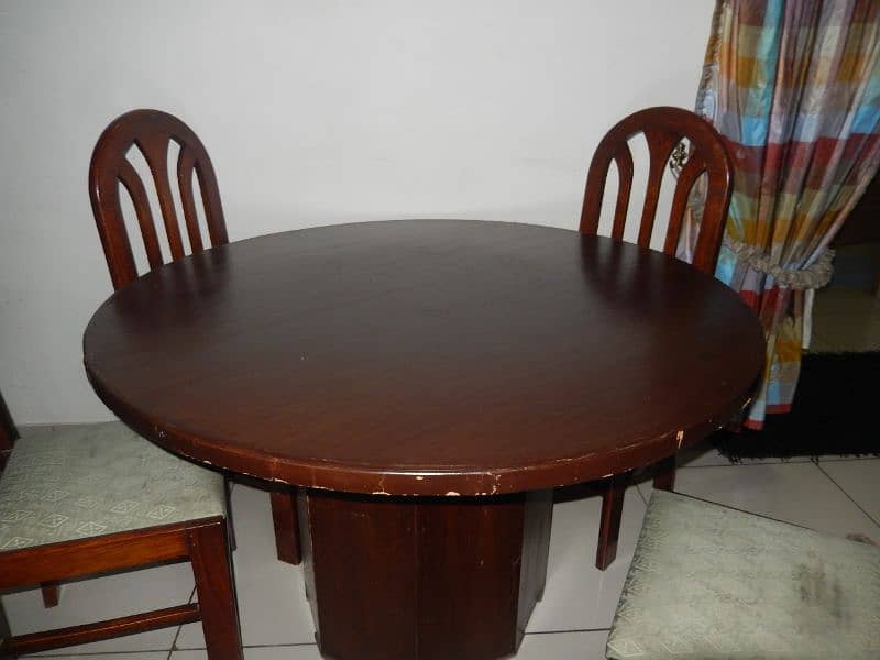 Dining table for sale 3