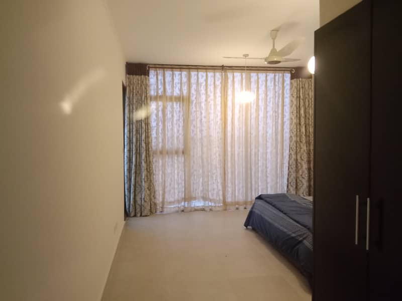 Emaar 2 Bedroom Apartment For Rent 11