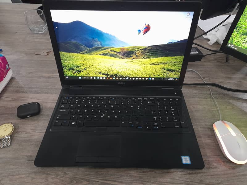 Dell Latitude 5590 | C-i7 8th Gen | SSD 512GB | 16GB RAM |Touchscreen 1