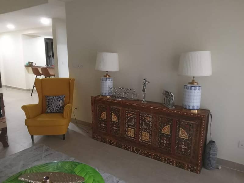 2 bedroom Fully Furnished In Emaar 7