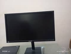 Samsung 24 inch lcd 1