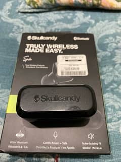 Skullcandy wireless earbuds in good condition 0