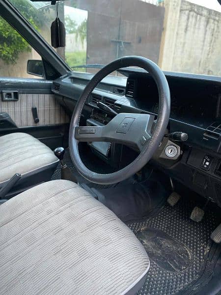 Toyota 86 1985 14