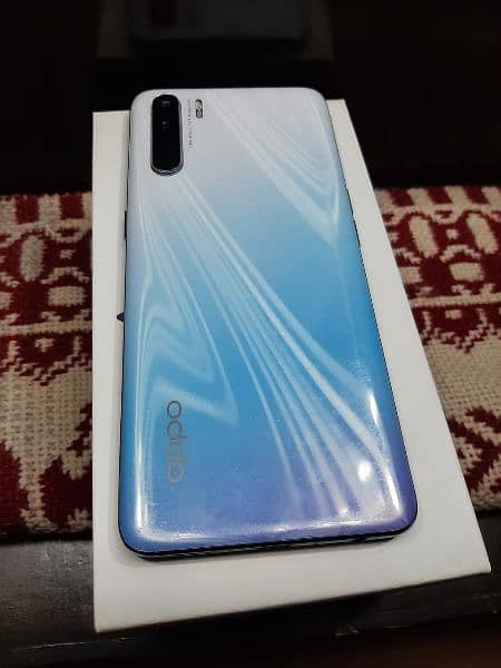 oppo f 15 8/128 5