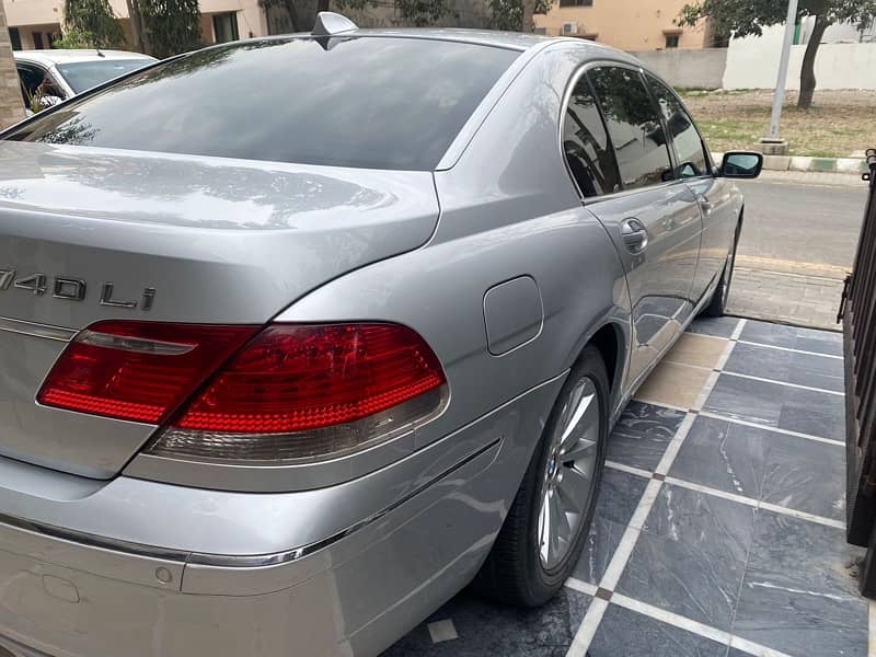 BMW 7 Series 2006 1