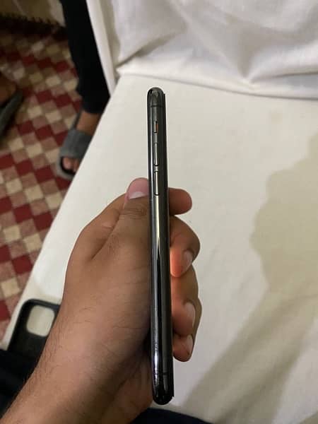 Iphone 11 pro 256 gb non pta 3