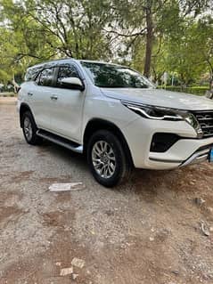 Toyota Fortuner 2022 0