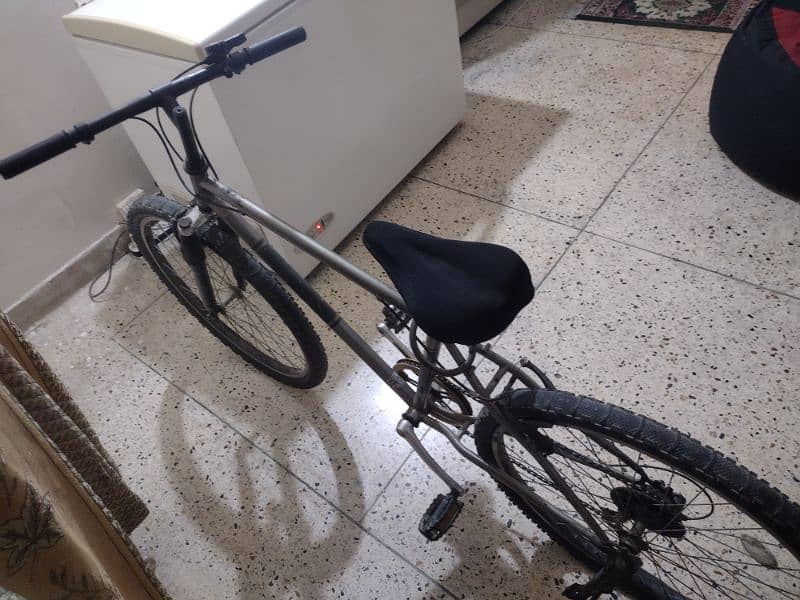 good condition aluminum Japanese bicycle 4