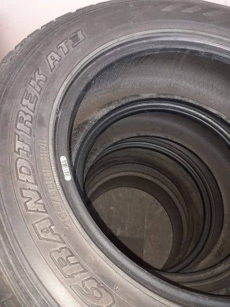 Fortuner tyres 4