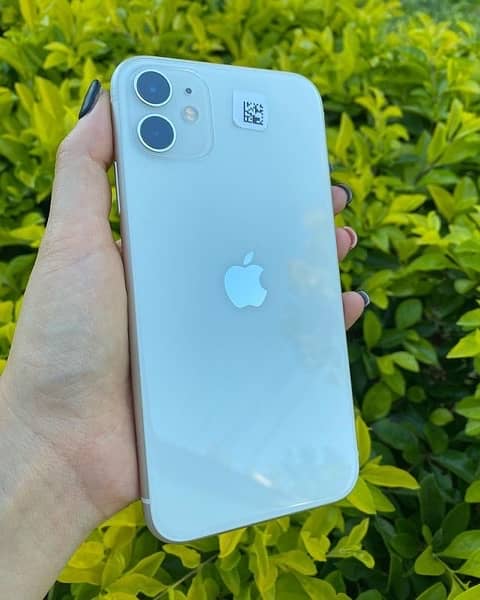 IPHONE 11 128 WHITE 0