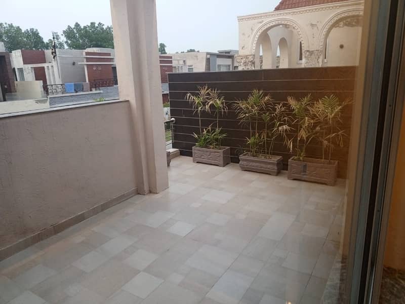 Dha phase 8 Ex Air Avenue 10 marla full house for rent 14