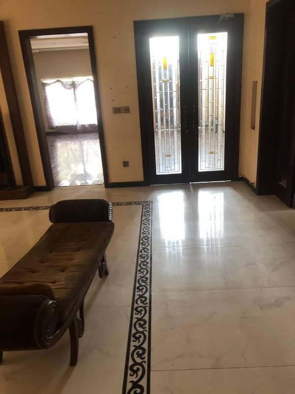 1 kanal lower portion for rent at ideal location bahria town lhr small families prefered 2