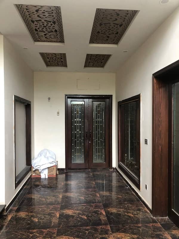 1 kanal lower portion for rent at ideal location bahria town lhr small families prefered 11