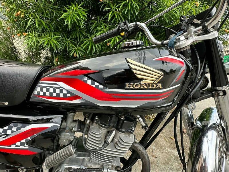 Honda CG 125 6