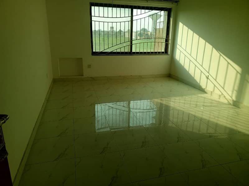 DHA Phase 3,24 Marla Upper Portion For Rent 10