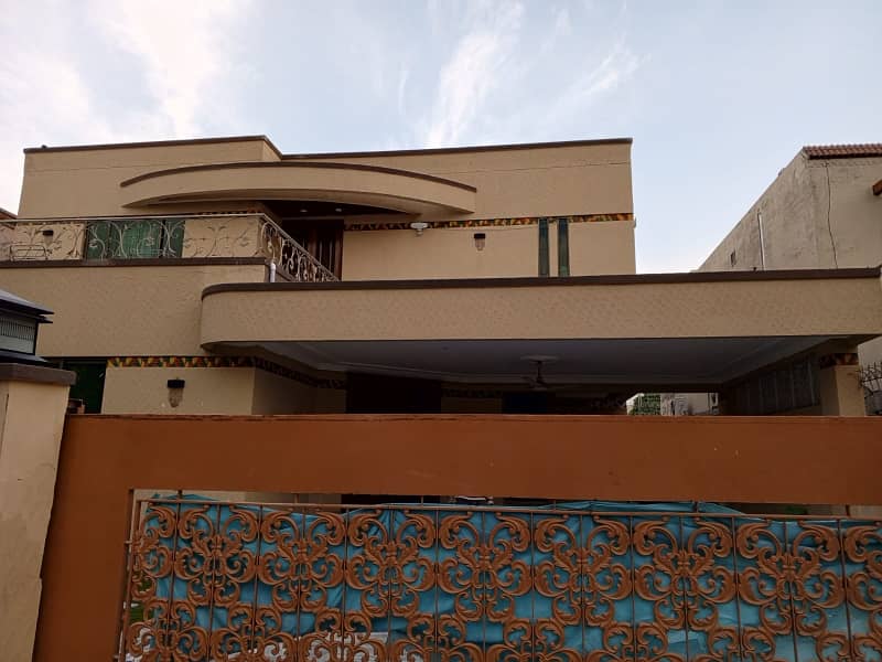 DHA Phase 4 Kanal Upper Portion Fully Furnished For Rent 0