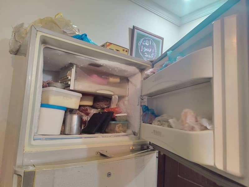 Best Condition Refrigerator Dawlance 1