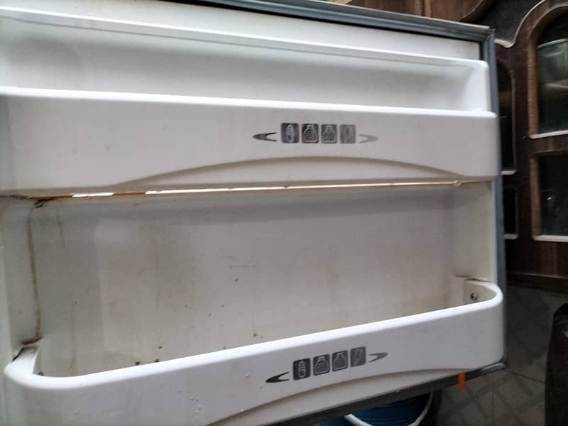 Best Condition Refrigerator Dawlance 6