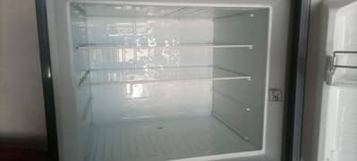 full size glass fridge please read description then call and text 0