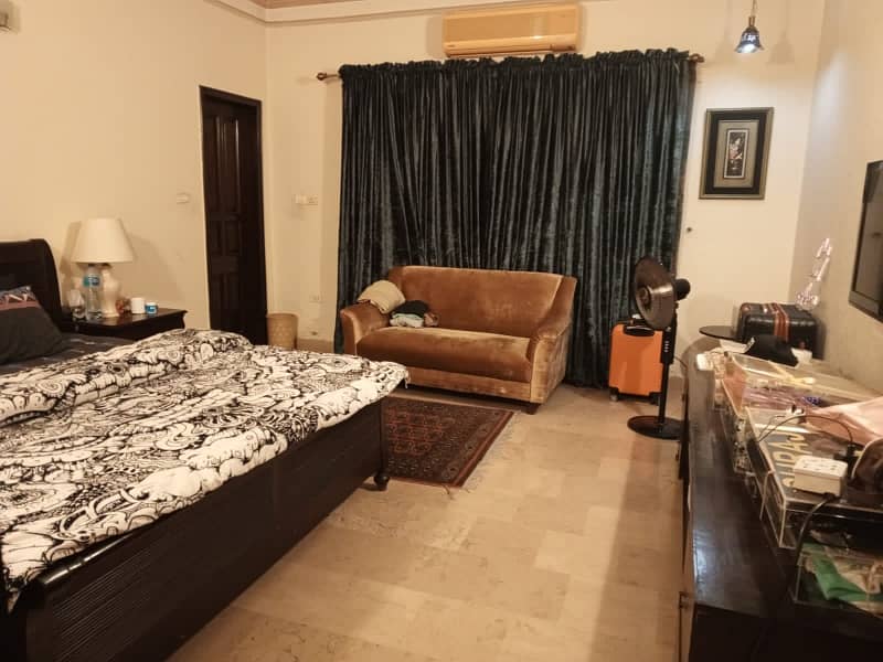 Dha Phase 1 Kanal Full House Fully Furnished For Rent 5