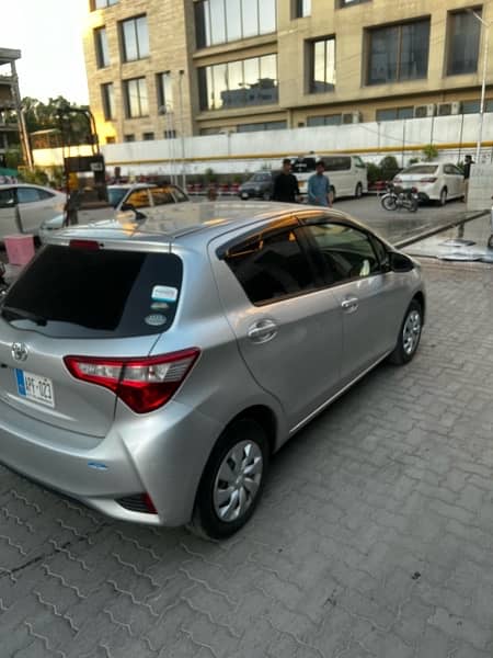 Toyota Vitz 2018 6