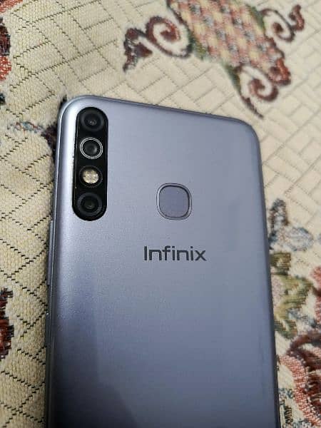 Infinix Hot 8 Urgent Sale 2