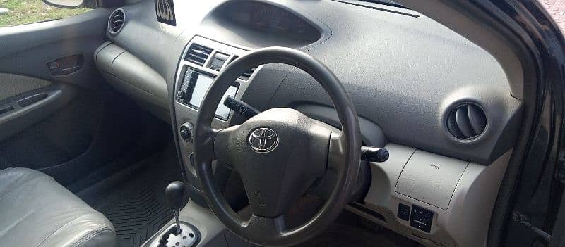 Toyota Belta 2009/2013 3