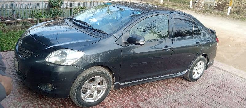 Toyota Belta 2009/2013 5