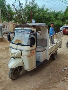 Loader Riksha