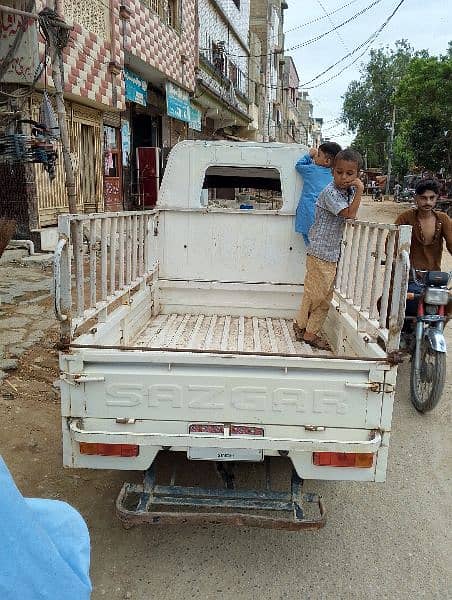 Loader Riksha 4