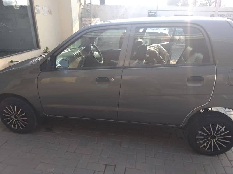 Suzuki Alto 2010 5