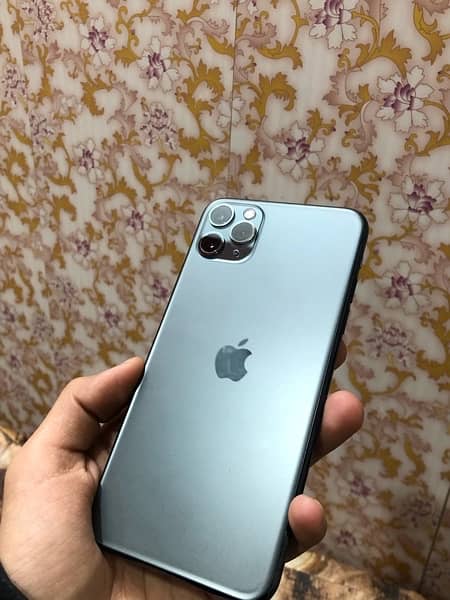 iphone 11 pro max 64  gb 8