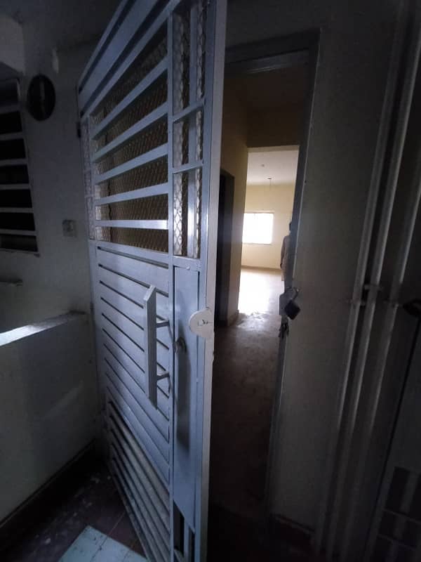 3 Bed DD Flat For Sale 6th Floor Housing Foundation 0