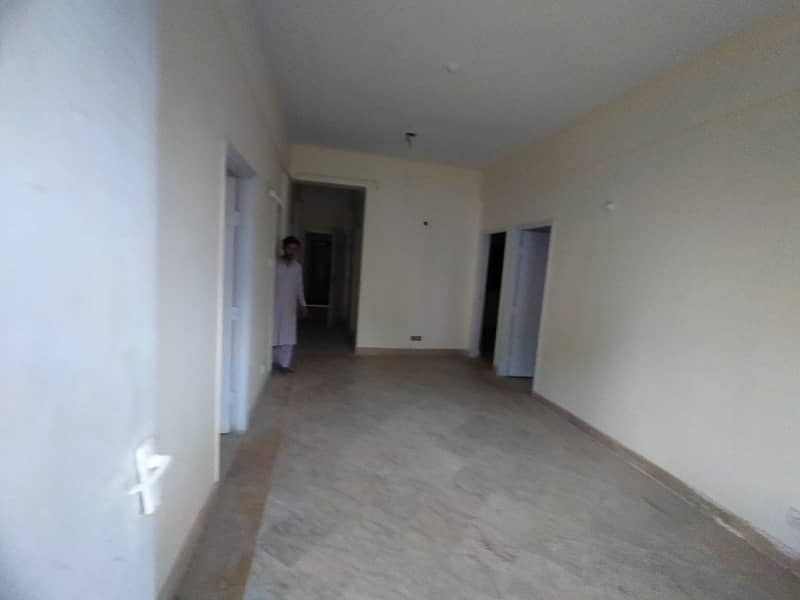 3 Bed DD Flat For Sale 6th Floor Housing Foundation 5