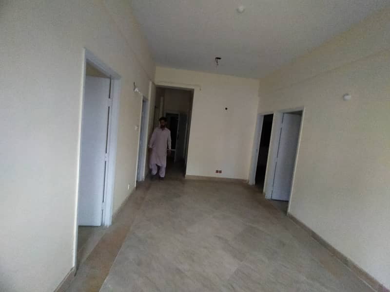 3 Bed DD Flat For Sale 6th Floor Housing Foundation 7