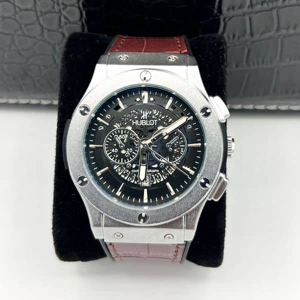 Hublot  watch in primium quality with master lock. 3