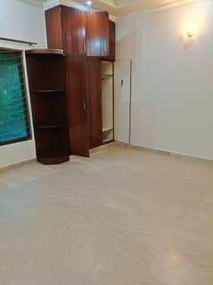 10 Marla Upper Portion Available for Rent 0