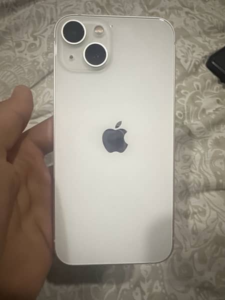 iPhone 13 white 0