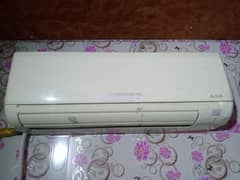 mitsubishi ac 1.5 ton zabardast cooling hai 0