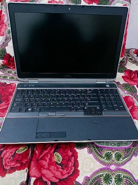 Dell Latitude Core i7 - 2nd Generation 2