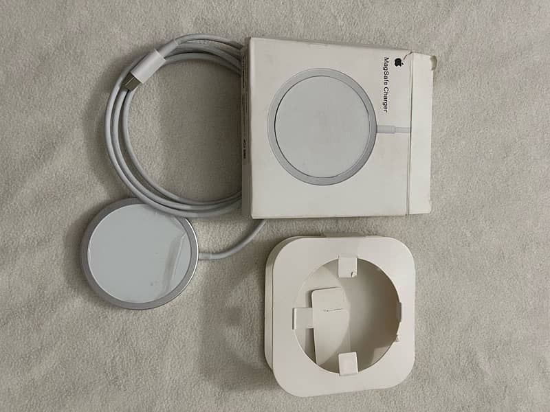 MegSafe Charger 3