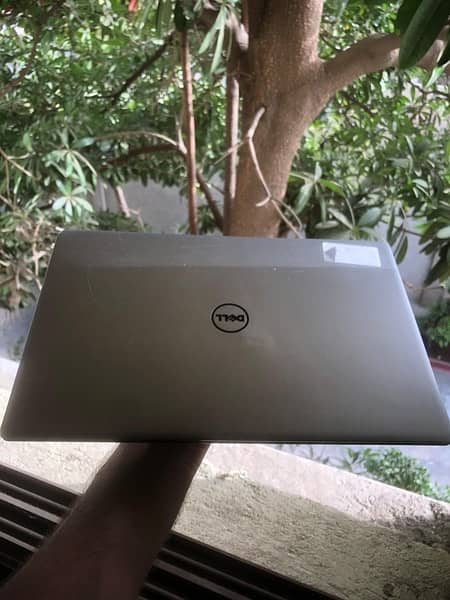 Dell xps i7 8th Generation 1