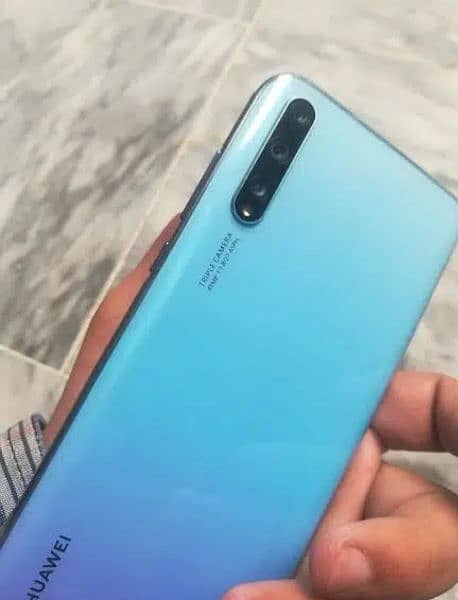 Huawei y8p 6,128 3