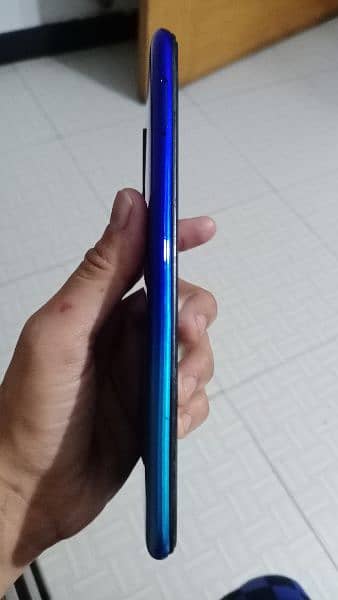 Tecno spark 4 (3 32 gb) 3