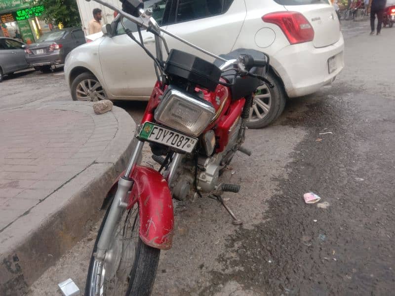 Suzuki 110 cc genuine condition 2